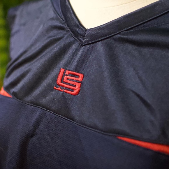 🌟Rare🌟 LeBron King James 23 Basketball Jersey Size Large Nike - Picture 5 of 7